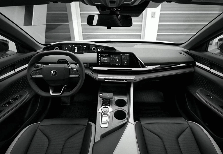 Changan UNI-V